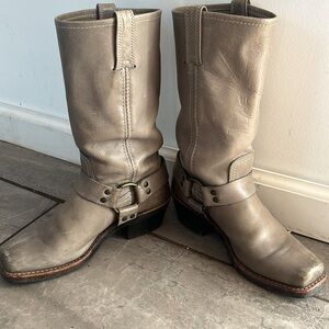 Frye Harness 12R Boots